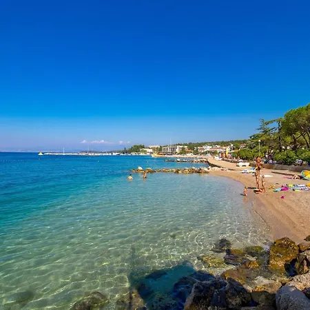 Apartament With A Parking Space Malinska, Krk - 19300